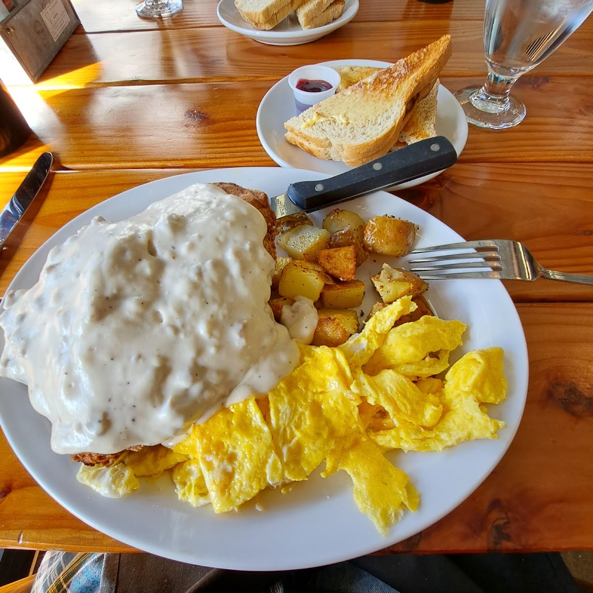 Banner Alpine Crossing And Kitchen 03